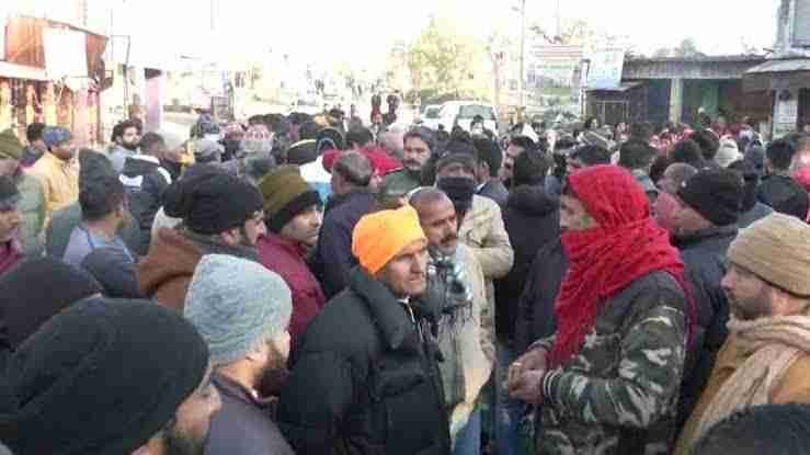 مقبوضہ کشمیر میں دہشت گردانہ حملہ، 4 شہری جانبحق