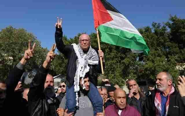 فلسطینی قیدی 40 سال بعد اسرائیلی جیل سے رہا