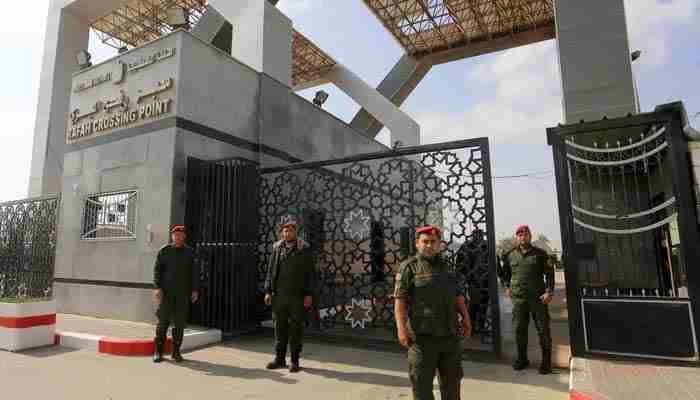 اسرائیل سے کشیدگی کم کرنے کیلئے فلسطینی رہنماؤں کو دورۂ مصر کی دعوت