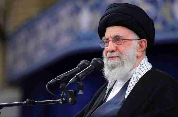 مایوسی پیدا کرنا ملک دشمنوں کی اہم پالیسیوں میں شامل ہے، ولی امر مسلمین