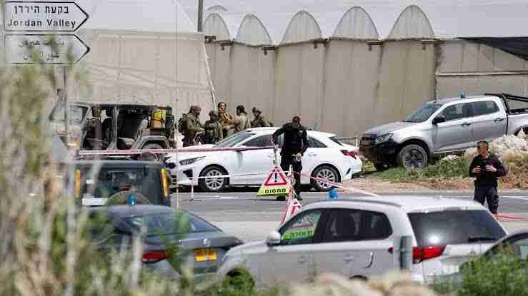 غرب الاردن میں فائرنگ، 2 صیہونی آباد کار ہلاک، ایک زخمی