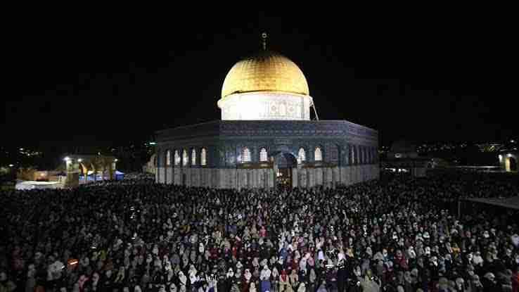 مسجد الاقصیٰ میں شب قدر کا روح پرور اجتماع، لاکھوں فلسطینی سربسجود