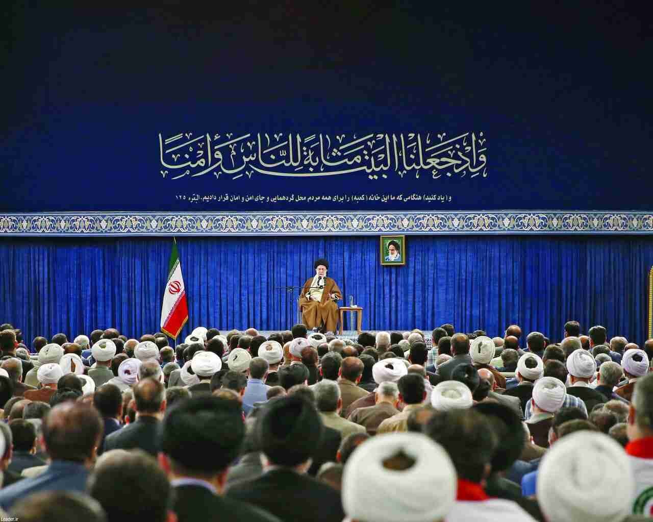 حج ظلم، استکبار اور انسانی و غیر انسانی بتوں کے مقابل امت اسلامیہ کے اتحاد کا مظہر ہے، ولی امرالمسلمین