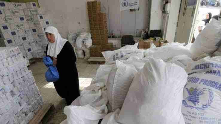 دو لاکھ سے زائد فلسطینیوں کی غذائی امداد روکنے کا اعلان