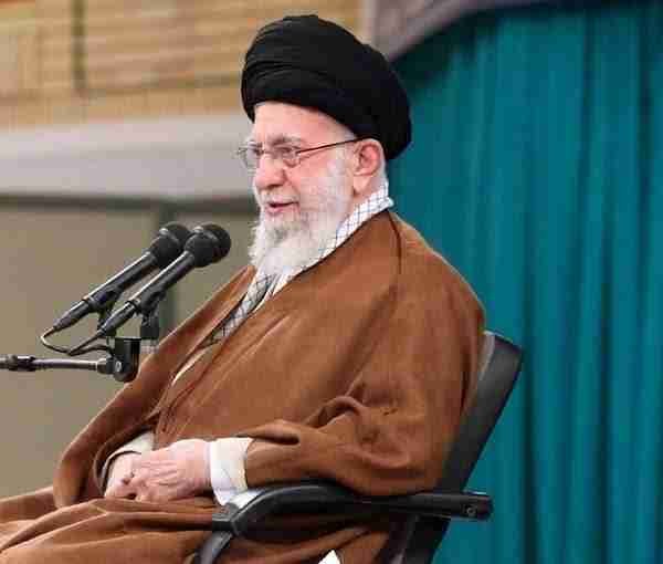 ایران اور ہمسایہ ممالک کے مابین تعلقات کو خراب کرنے کیلئے اغیار سرگرم ہیں، ولی امر مسلمین