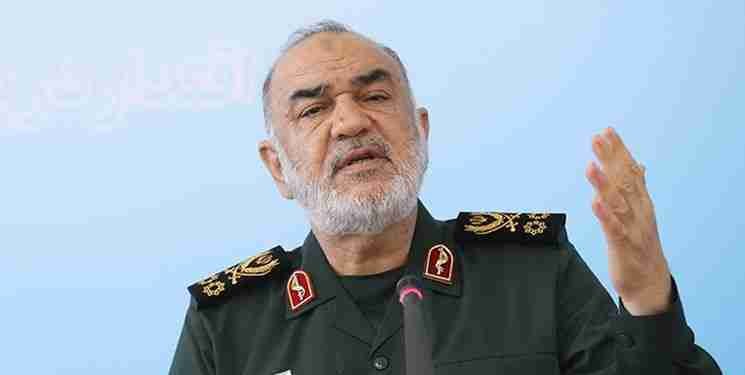 سخت پابندیوں کے باوجود جنگی تیاریوں کو بہتر بنالیا، ایرانی آرمی چیف