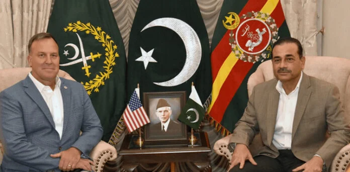آرمی چیف سے امریکی سینٹ کام کے کمانڈر کی ملاقات، اہم امور پر تبادلہ خیال