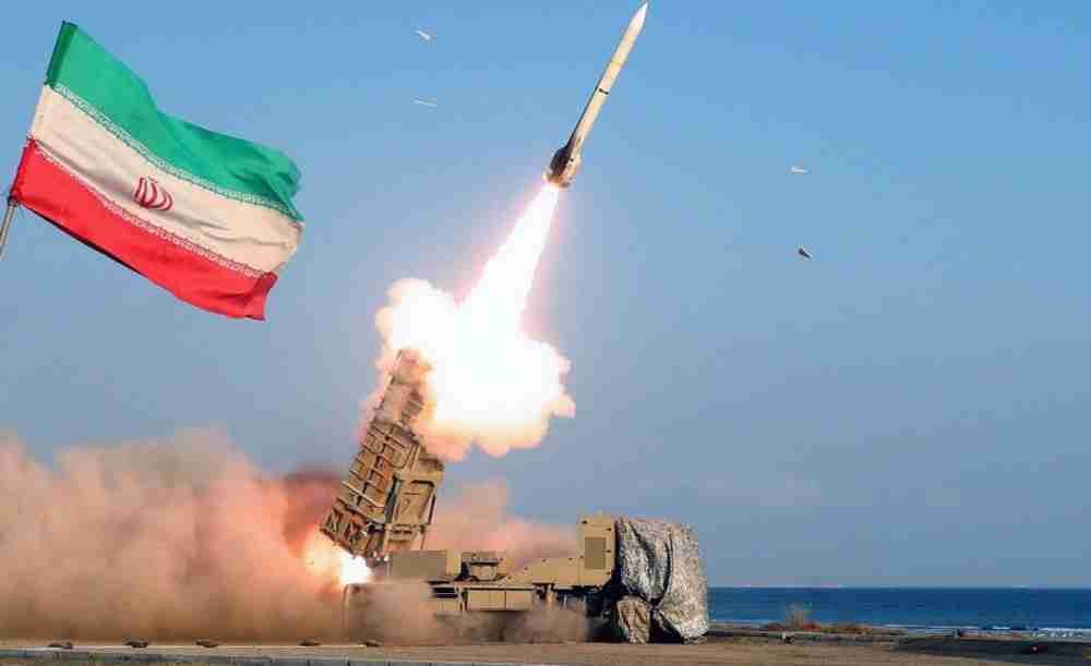 ایران کی دفاعی ٹیکنالوجی میں نئے باب کا اضافہ، سپرسونک کروز میزائل بنا لیا
