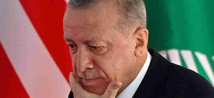 اردوغان مشکل دوراہے پر