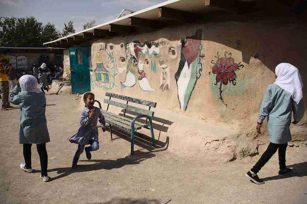 اسرائیل کی فلسطینی نصاب پڑھانے والے اسکولوں کو بند کرنے کی دھمکی