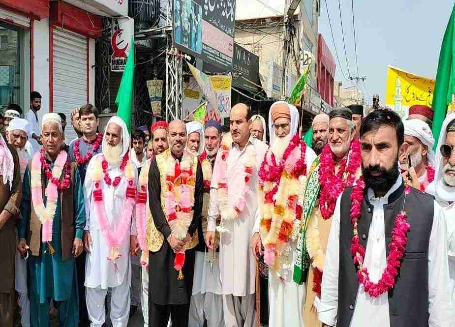 لاہور: ایم ڈبلیو ایم کی جانب سے عید میلادالنبی(ص) کے جلوس کا شاندار استقبال