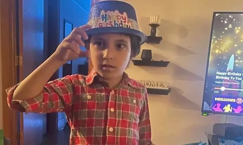 تو مسلمان ہے، تجھے مر جانا چاہیے امریکا میں 6 سالہ فلسطینی بچہ قتل، ماں زخمی