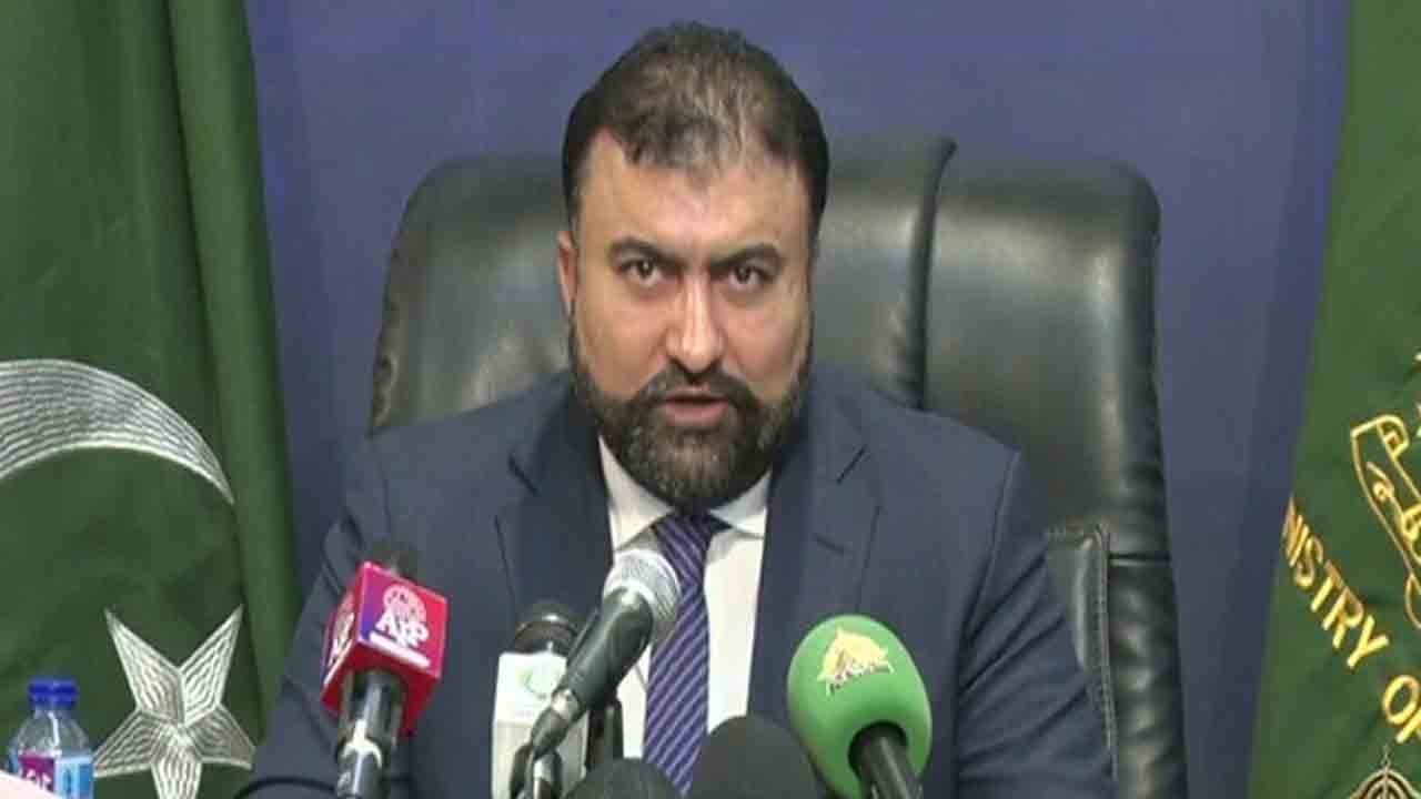 غیر قانونی تارکین وطن کے معاملے پر کوئی سمجھوتہ نہیں ہوگا، نگراں وزیر داخلہ