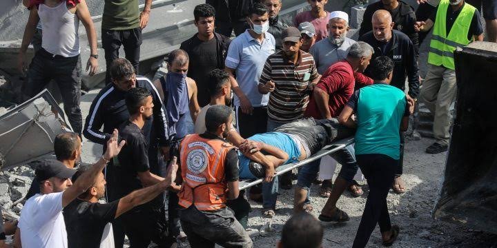 غاصب اسرائیل کی وحشیانہ بمباری سے غزہ کا نظام صحت مکمل تباہ، امراض پھوٹ پڑے
