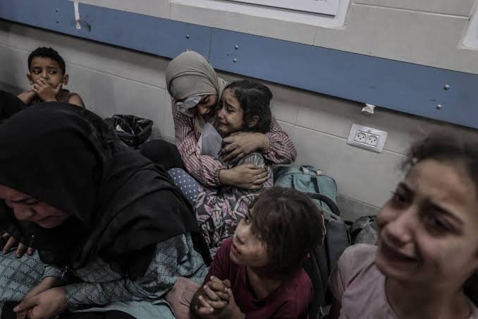 غزہ پر وحشیانہ فضائی حملے، مزید 700 فلسطینی شہید