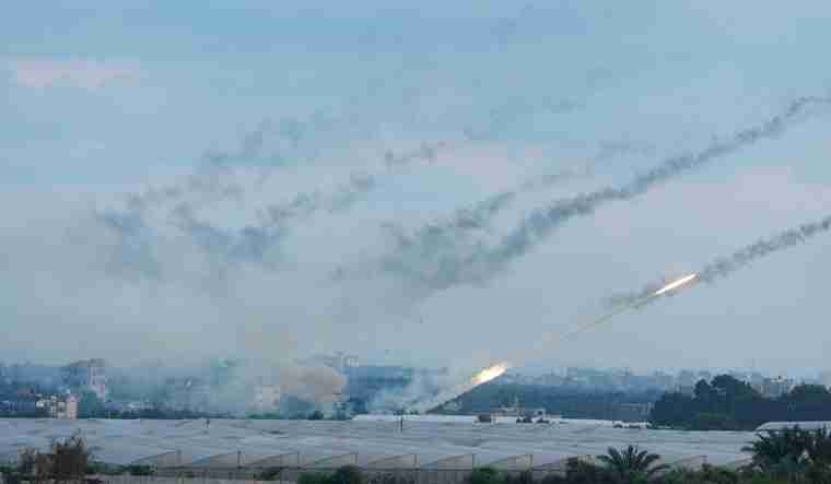 آپریشن طوفان الاقصیٰ، 70 سے زائد اسرائیلی ہلاک، 800 زخمی، سینئر افسران سمیت متعدد فوجی یرغمال
