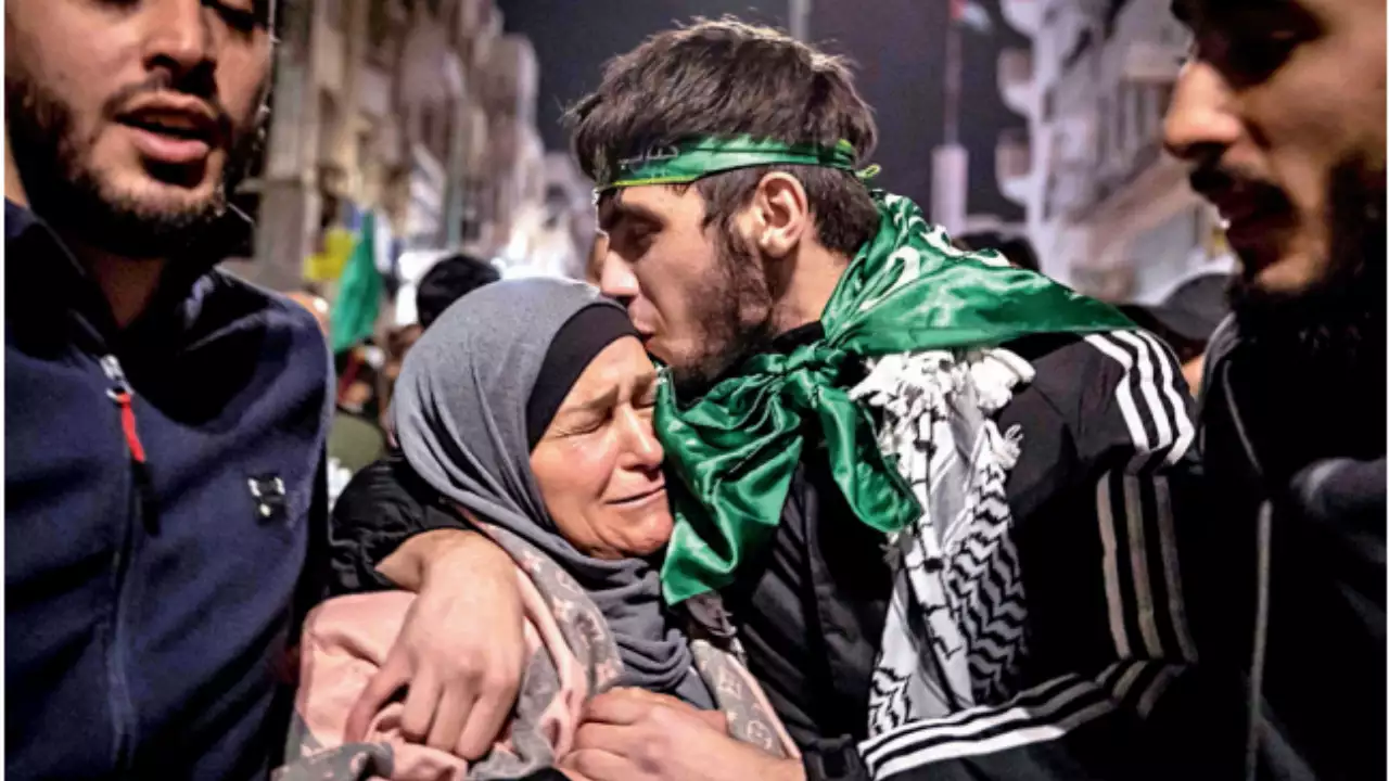 غزہ میں نئی عارضی جنگ بندی پر بات چیت جاری ہے، قطر