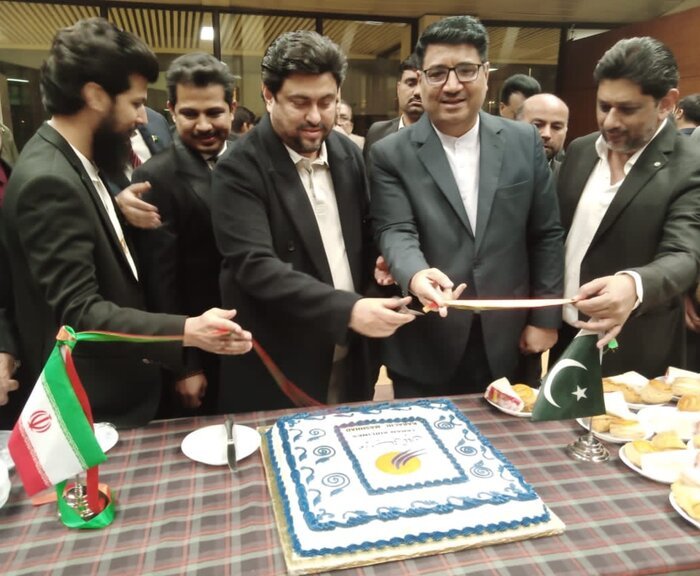 پاکستان اور ایران میں سیاحت کے فروغ کے لئے مشہد کراچی پرواز کا آغاز