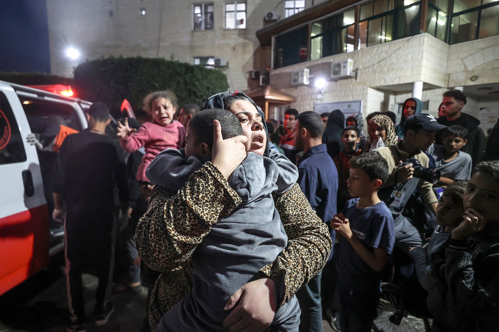 غزہ پر وحشیانہ حملے، مزید 40 فلسطینی شہید، متعدد زخمی