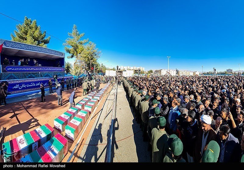 سانحہ کرمان، شہدا کی اجتماعی نماز جنازہ، امریکا و اسرائیل مردہ باد کے نعرے