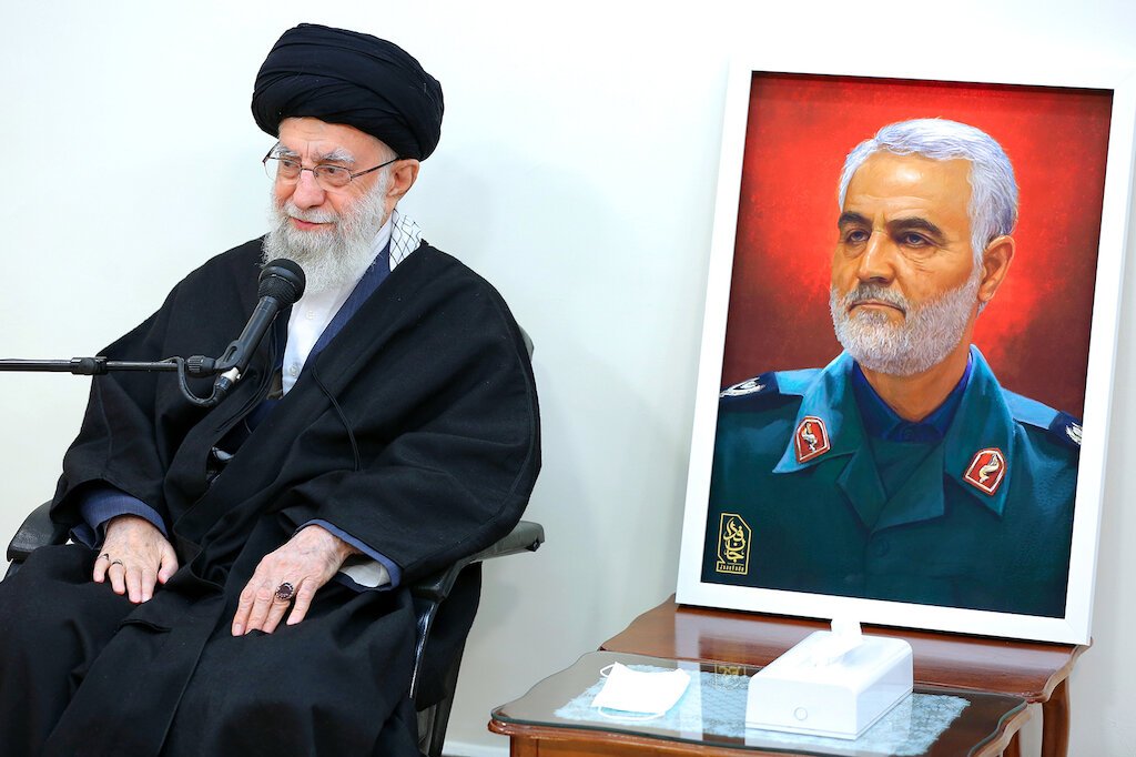 خطے میں مزاحمتی محاذ کا احیاء شہید سلیمانی کا عظیم کارنامہ ہے، ولی امر مسلمین