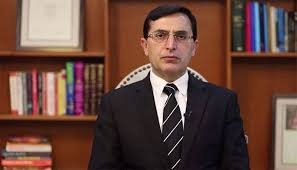 اسلام آباد: چیئرمین پی ٹی آئی بیرسٹر گوہر کے گھر پر چھاپہ، توڑ پھوڑ، بیٹے پر تشدد