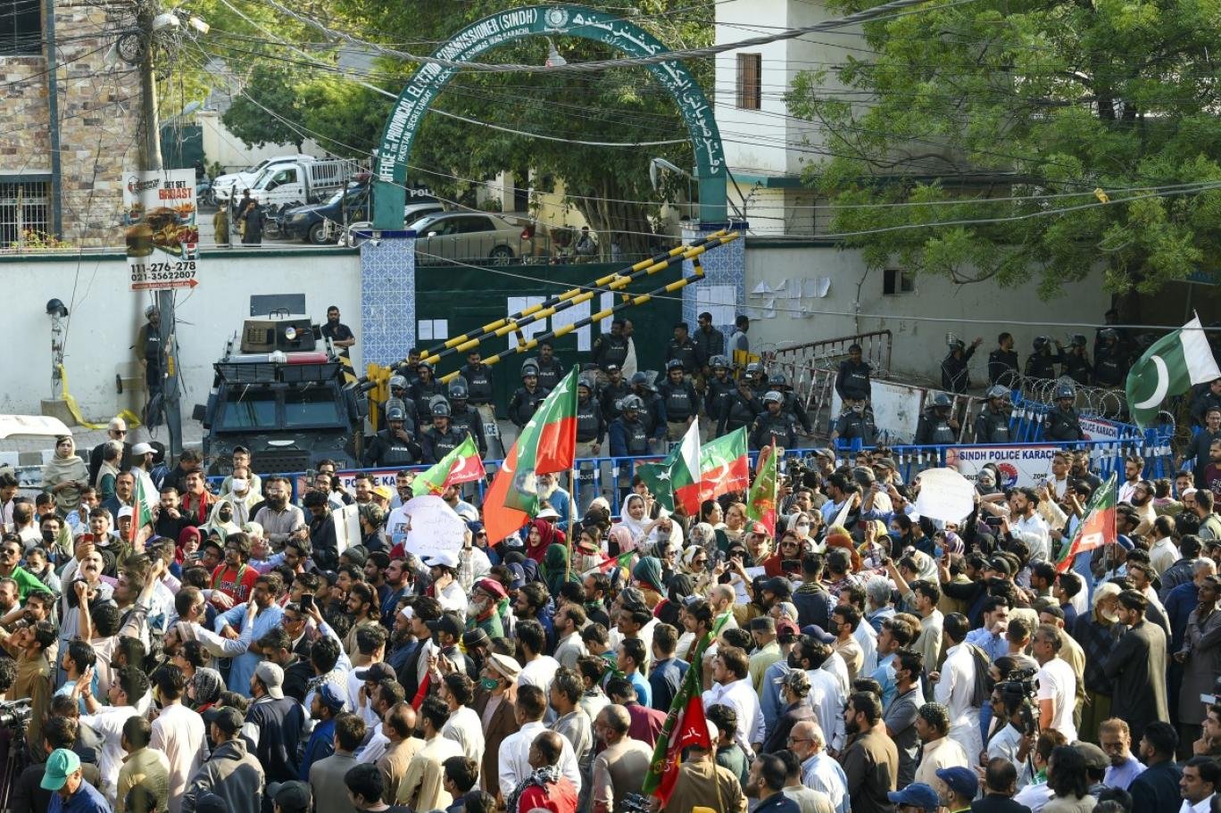 مبینہ دھاندلی کیخلاف ملک بھر میں احتجاج