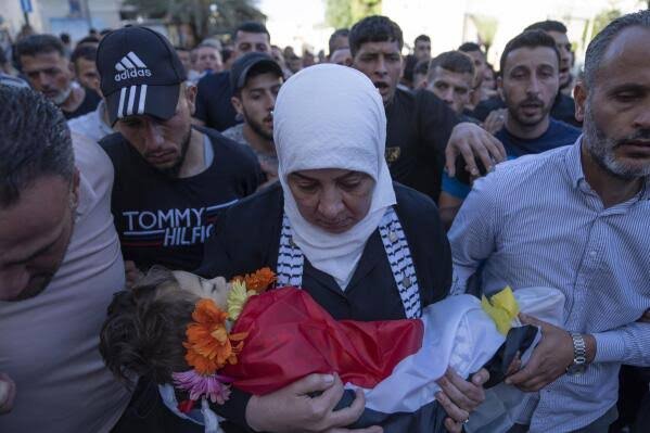اسرائیلی فوج کے حملوں میں مزید 140 فلسطینی شہید