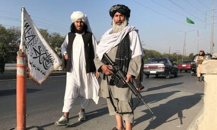 صحافی تصاویر لے کر بڑے گناہ کا ارتکاب کررہے ہیں، طالبان حکام