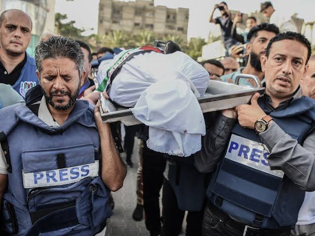 صحافی بھی غیر محفوظ
