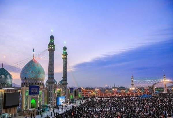 حرم حضرت معصومہؑ قم تا مسجد مقدس جمکران پیادہ روی کا اہتمام