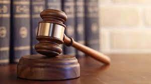 بانی پی ٹی آئی اور اہلیہ کو 4 اپریل کو عدالت میں پیش کرنے کا حکم