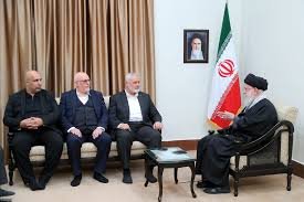 اسماعیل ہنیہ سمیت حماس کے وفد کی ولی امر مسلمین آیت اللہ خامنہ ای سے ملاقات