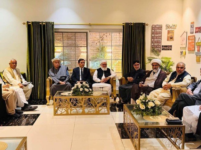 اپوزیشن گرینڈ الائنس حکومت مخالف تحریک چلانے پر متفق، پہلا جلسہ 14 اپریل کو ہوگا