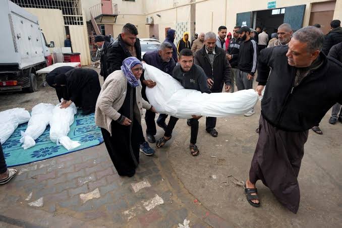 غزہ پر چاند رات کو بھی حملے، 14 فلسطینی شہید