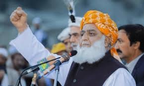 تاریخ میں اسرائیل نام کا کوئی خطہ نہیں لیکن اسے تسلیم کرنے کی باتیں ہورہی ہیں، فضل الرحمان