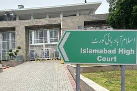 بانی پی ٹی آئی اور شاہ محمود قریشی سائفر کیس سے بری