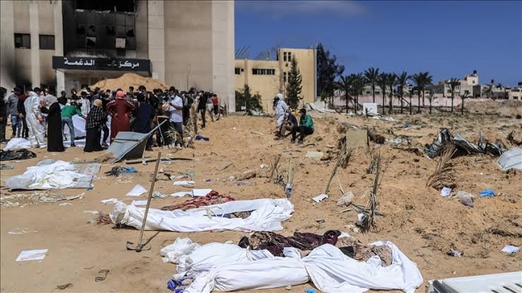غزہ پر حملوں میں 56 فلسطینی شہید، 7 اجتماعی قبروں سے سربریدہ لاشیں برآمد