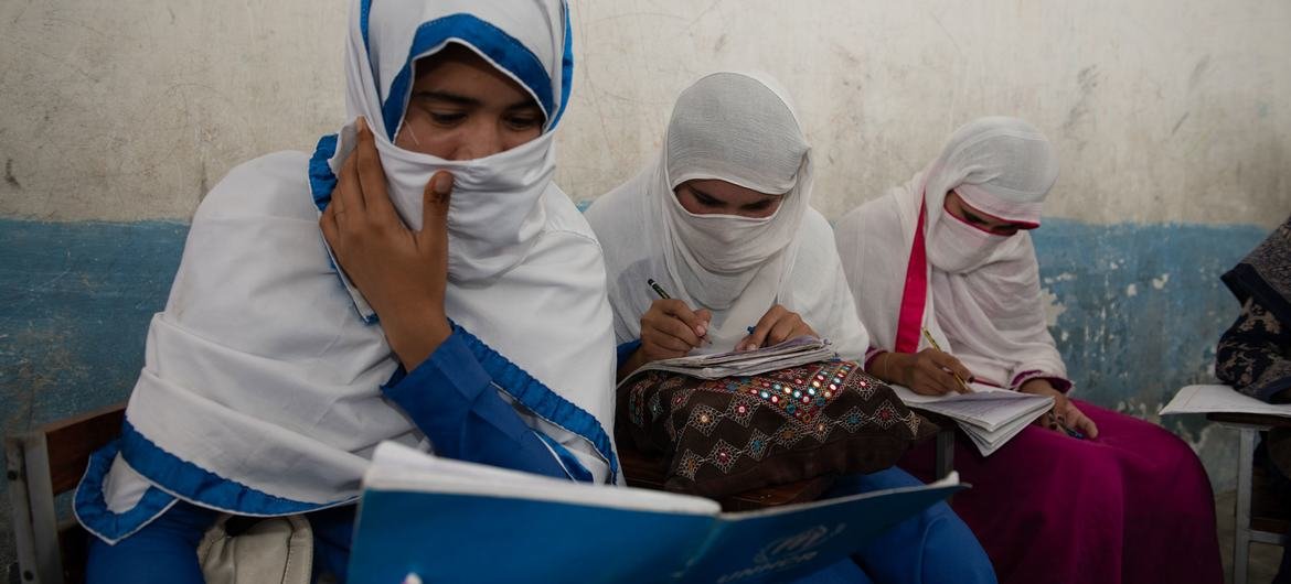 طالبان نے 14 لاکھ لڑکیوں کو دانستہ تعلیم سے محروم کردیا، یونیسکو