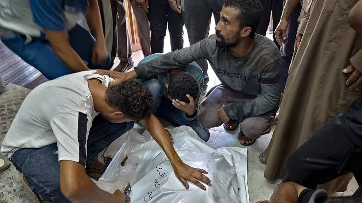 اسرائیلی فوج کی بمباری، مزید 69 فلسطینی شہید