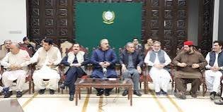 گرینڈ جرگہ، پی ٹی ایم سے مذاکرات کا اختیار وزیر اعلیٰ کو دے دیا گیا