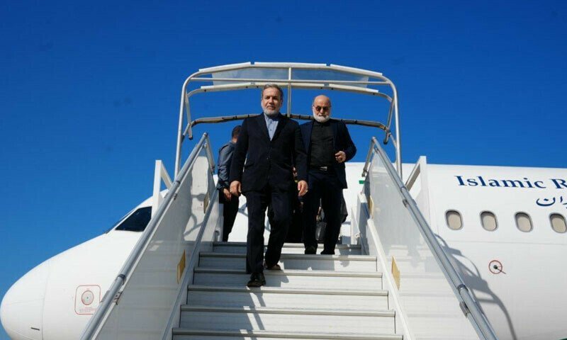 ایرانی وزیر خارجہ 2 روزہ سرکاری دورے پر پاکستان پہنچ گئے