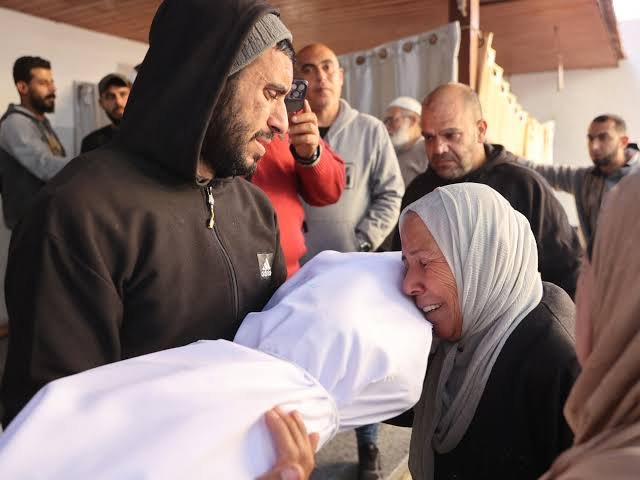 غزہ پر حملے، 2 صحافیوں سمیت 46 فلسطینی شہید، 135 زخمی
