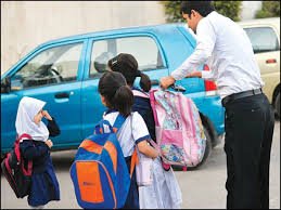 بچے اسکول جانے کے لیے صبح سویرے کیوں نہیں جاگتے؟