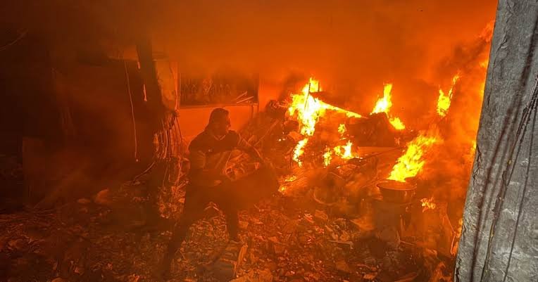محصور شمالی غزہ پر اسرائیل کے فضائی حملے، 26 فلسطینی شہید، متعدد زخمی