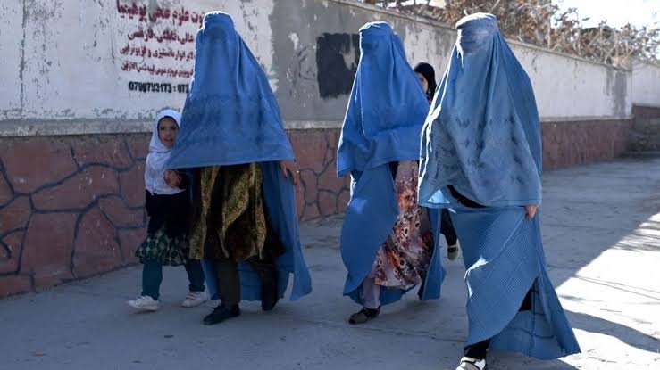 طالبان حکومت خواتین کے این جی اوز میں کام پر پابندی واپس لے، اقوام متحدہ