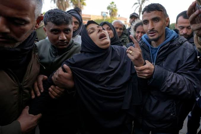 المواصی، غزہ سٹی، خان یونس پر حملے، مزید 17 فلسطینی شہید