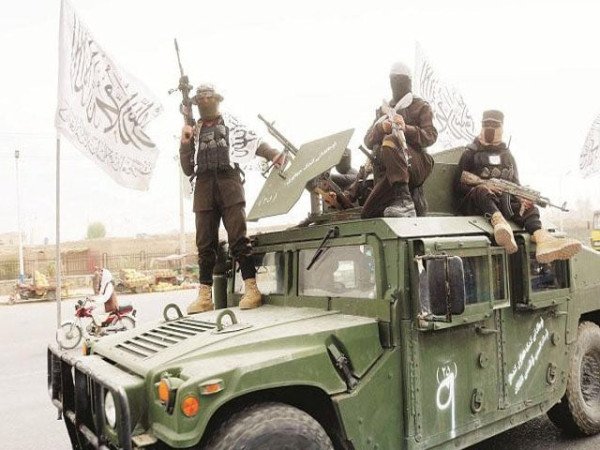 طالبان کے زیر اقتدار صحافیوں پر سختیاں، سنسرشپ اور گرفتاریوں میں اضافہ