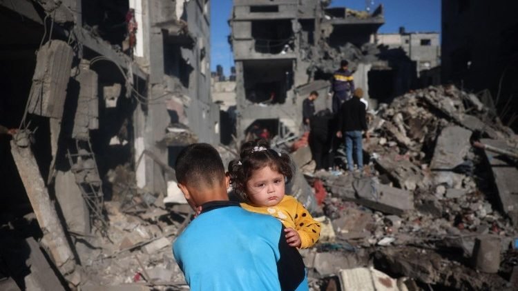 صیہونی فوج کے حملوں میں 5 بچوں سمیت 17 فلسطینی شہید