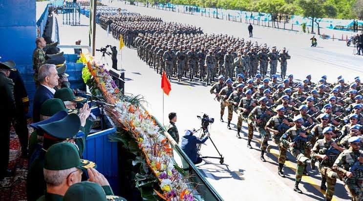 یوم مسلح افواج، ایران کا بھرپور طاقت کا مظاہرہ